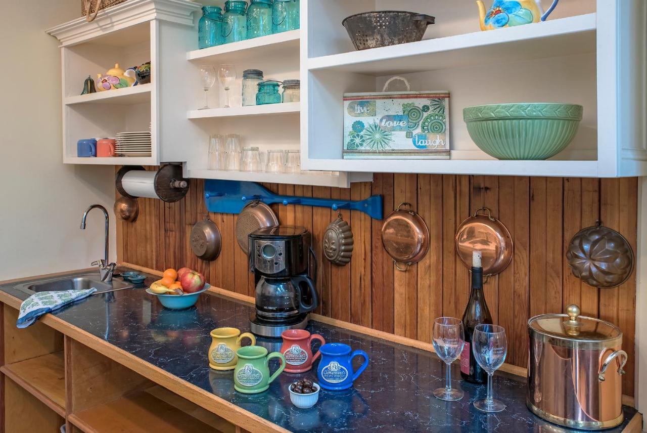 Clementine'S Guest House & Vacation Rentals Astoria Bagian luar foto
