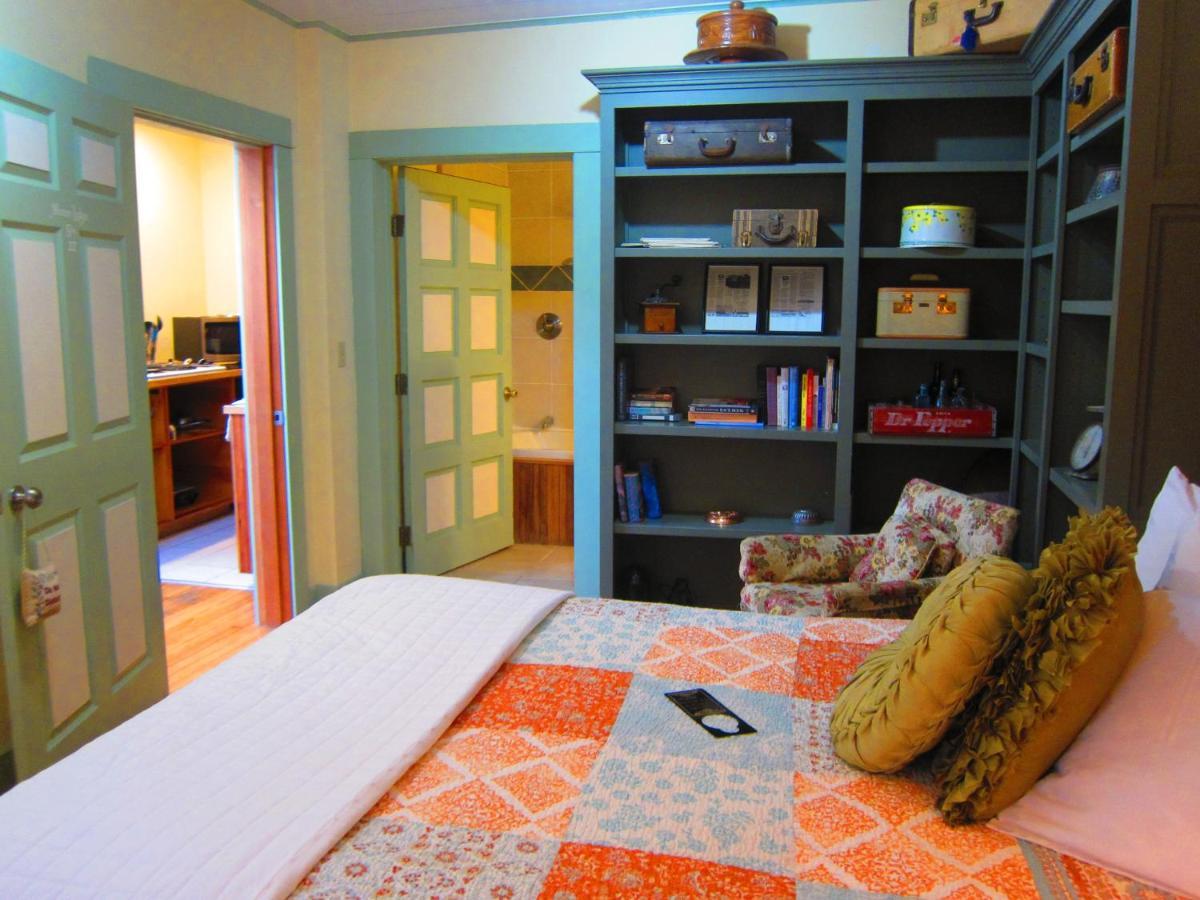 Clementine'S Guest House & Vacation Rentals Astoria Bagian luar foto