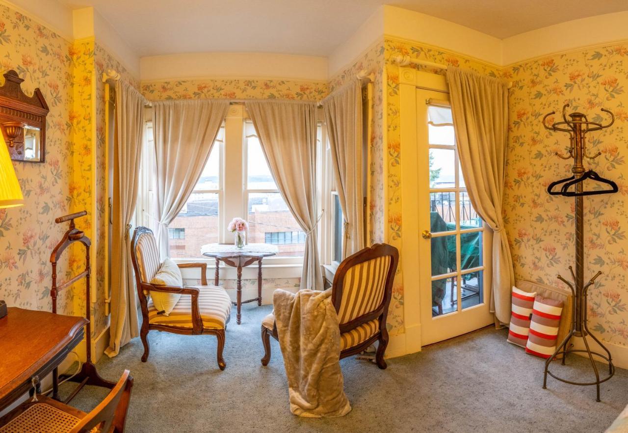 Clementine'S Guest House & Vacation Rentals Astoria Bagian luar foto