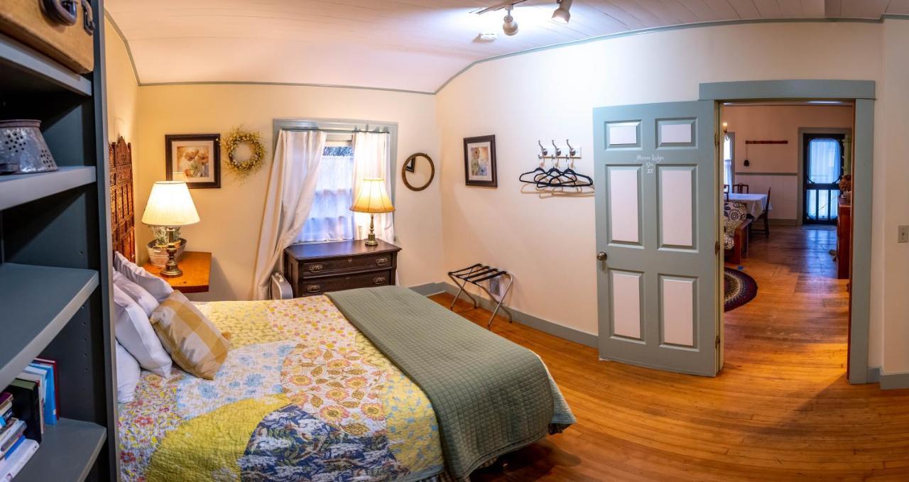 Clementine'S Guest House & Vacation Rentals Astoria Bagian luar foto