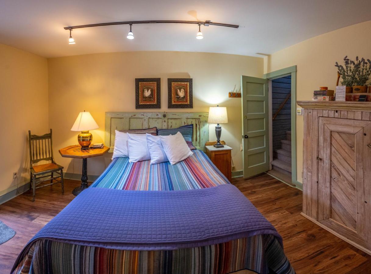 Clementine'S Guest House & Vacation Rentals Astoria Bagian luar foto