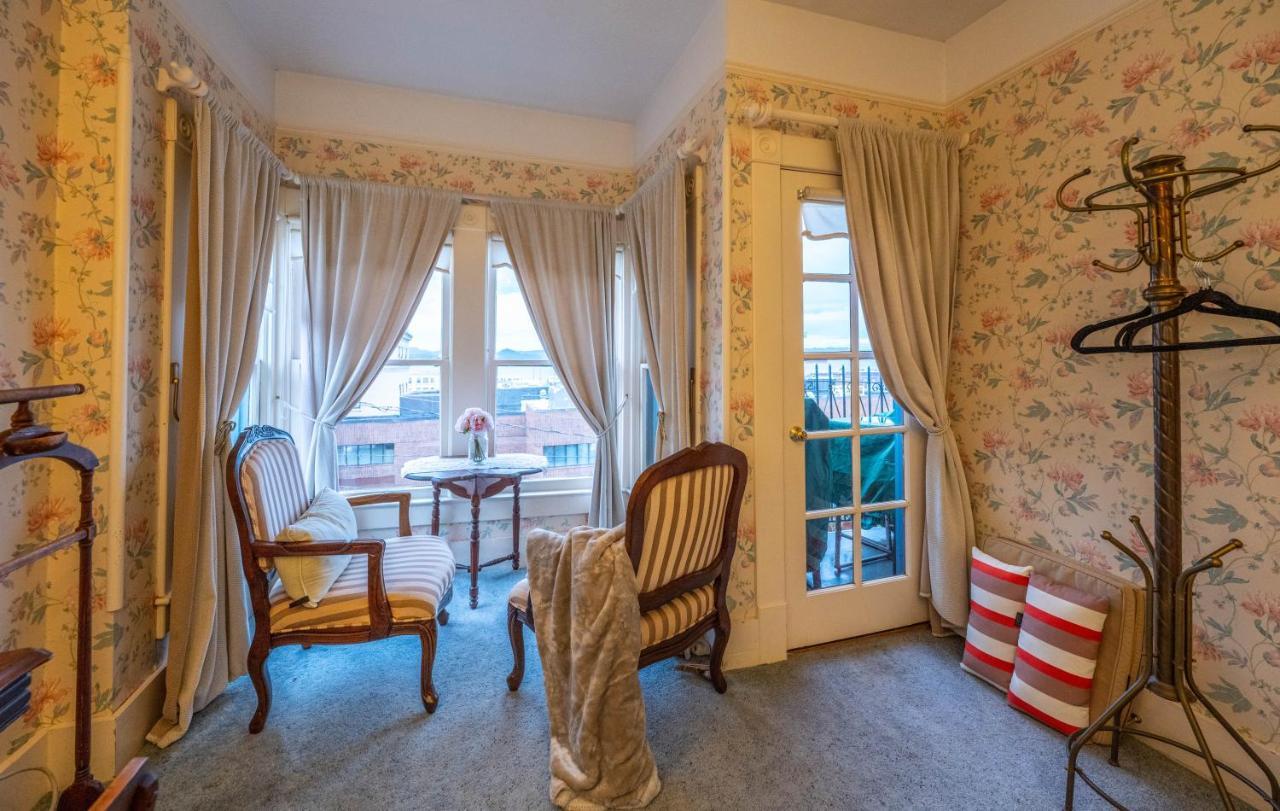 Clementine'S Guest House & Vacation Rentals Astoria Bagian luar foto