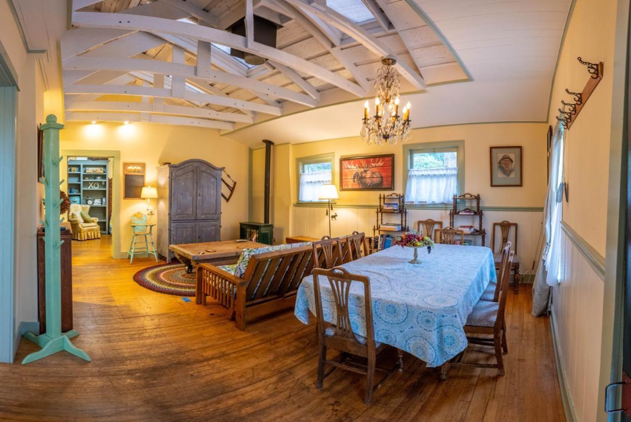 Clementine'S Guest House & Vacation Rentals Astoria Bagian luar foto