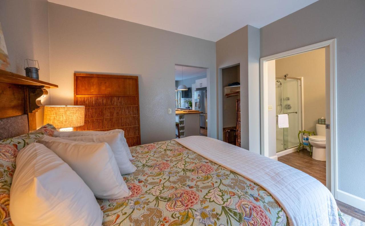 Clementine'S Guest House & Vacation Rentals Astoria Bagian luar foto