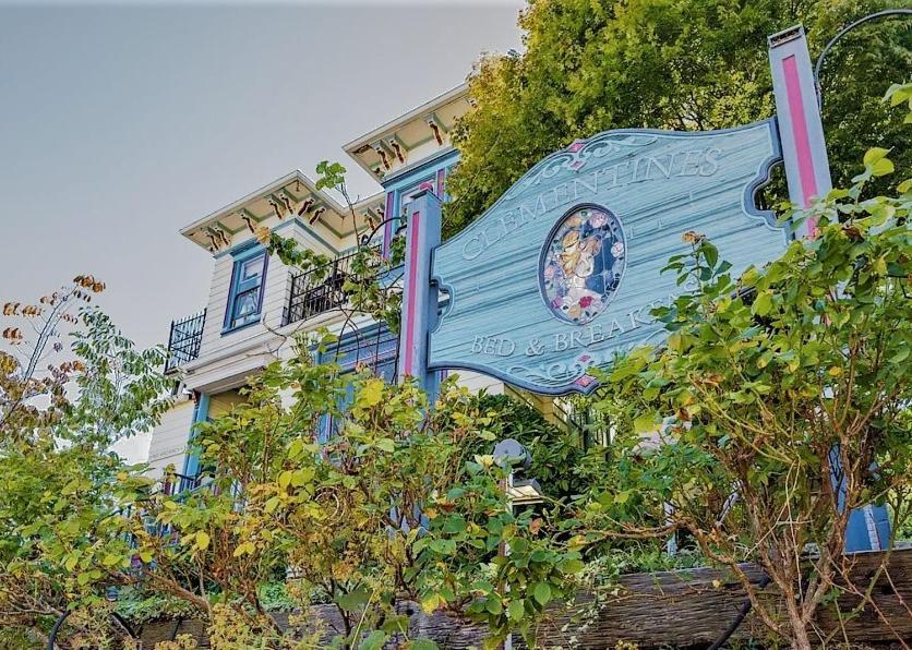 Clementine'S Guest House & Vacation Rentals Astoria Bagian luar foto